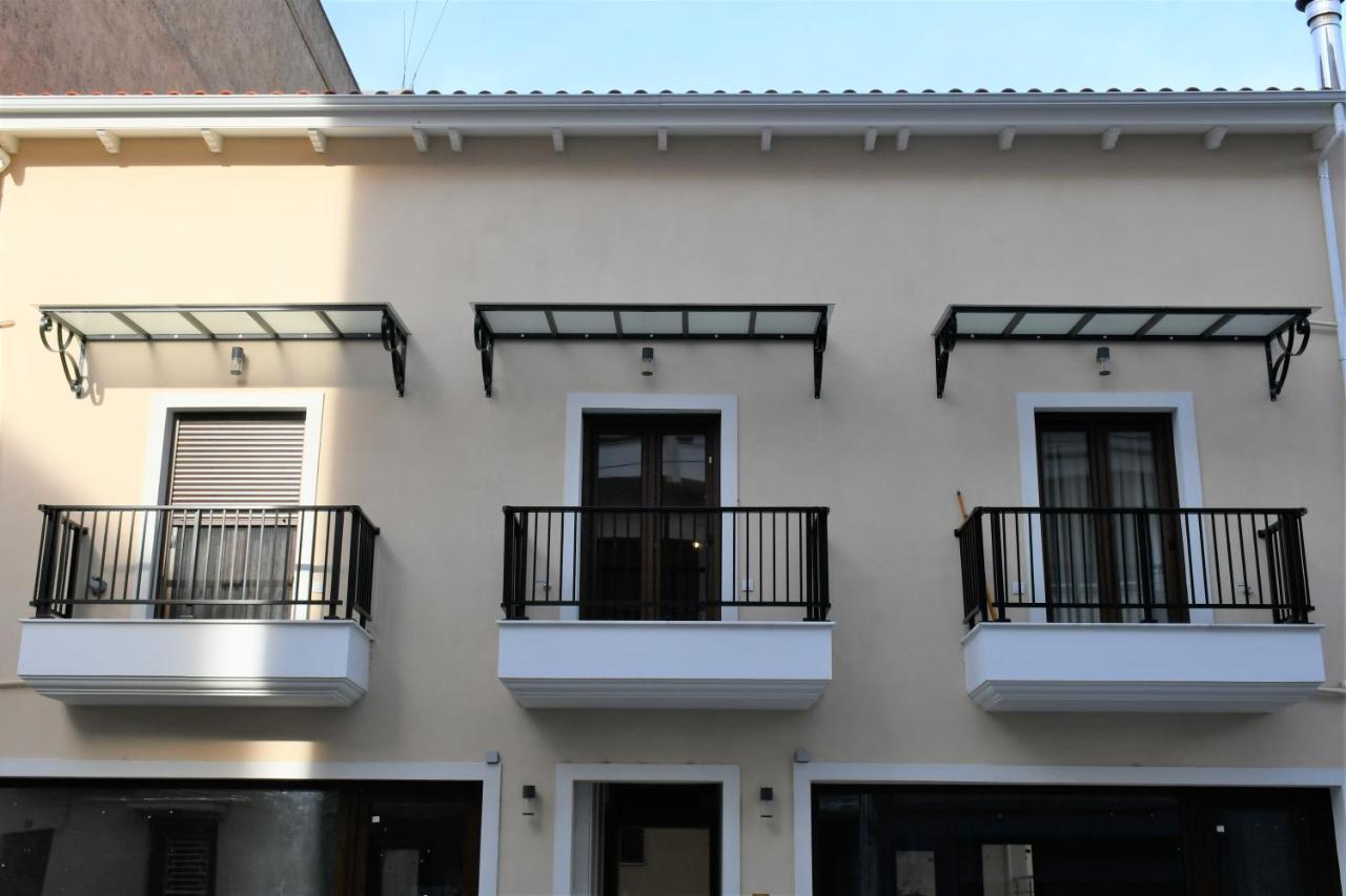 Comfy And Stylish Apt2 يانينة المظهر الخارجي الصورة